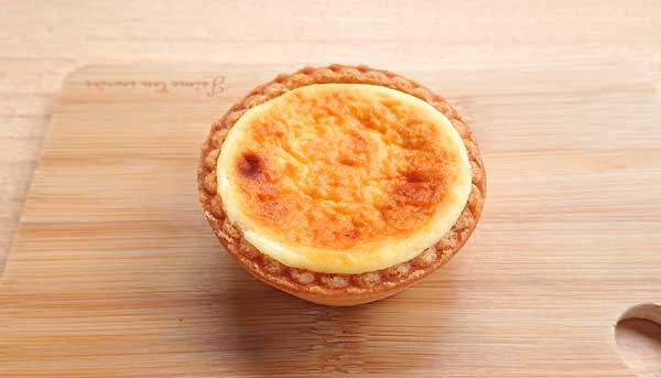 とろけるチーズタルト